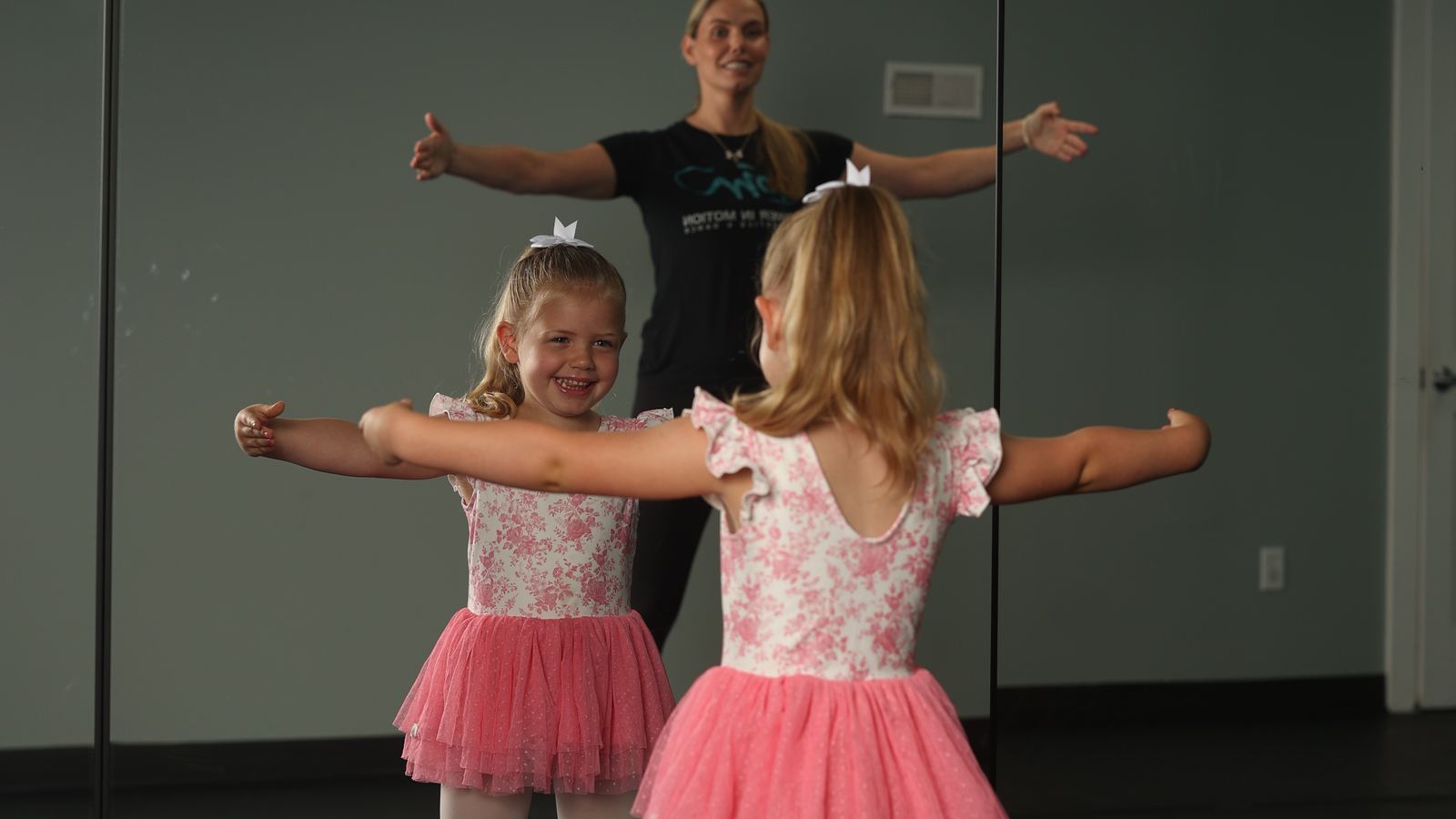 Dance class at Power In Motion
